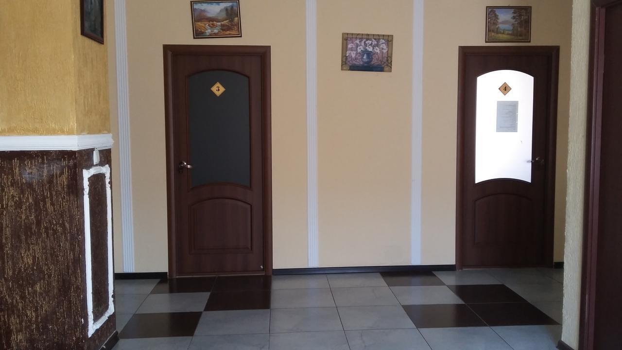 Hostel Wigwam Uralsk Eksteriør billede