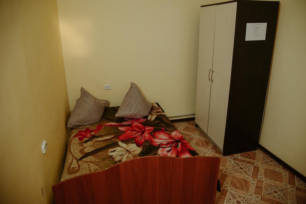 Hostel Wigwam Uralsk Eksteriør billede