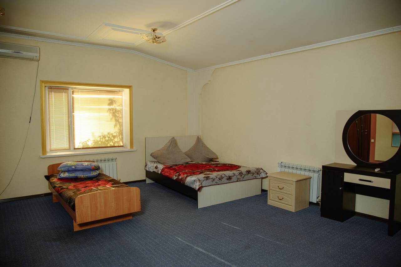 Hostel Wigwam Uralsk Eksteriør billede